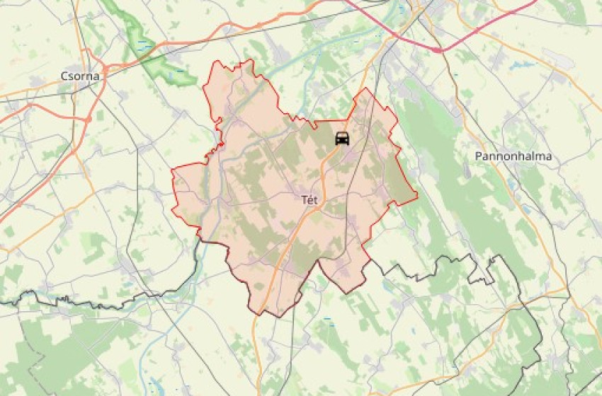  Szalagkorlátnak csapódott egy autó a 83-as főúton